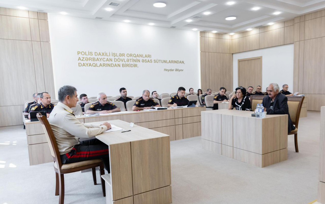 Vilayət Eyvazov Sumqayıtda vətəndaş qəbulu və sıra baxışı keçirdi -