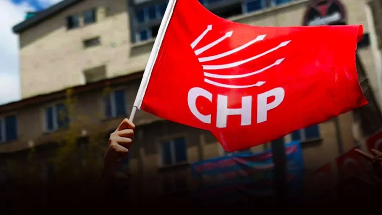 O da CHP-dən istefa verdi -