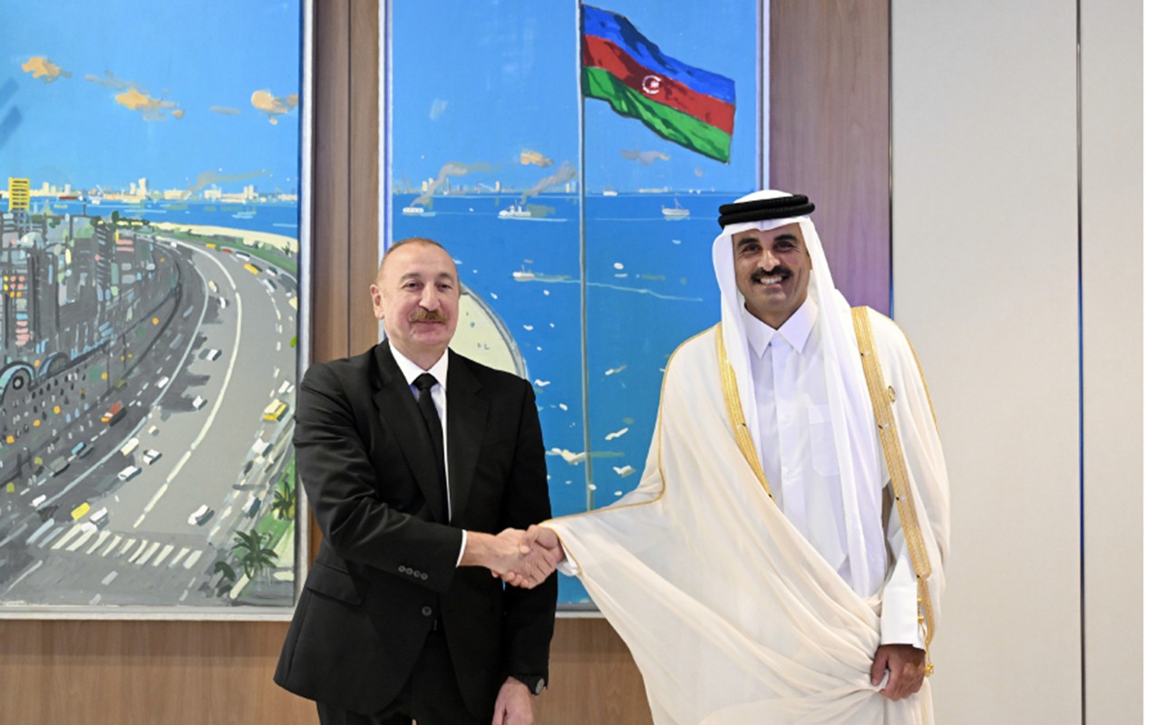 Prezident Qətər Əmiri ilə görüşdü -
