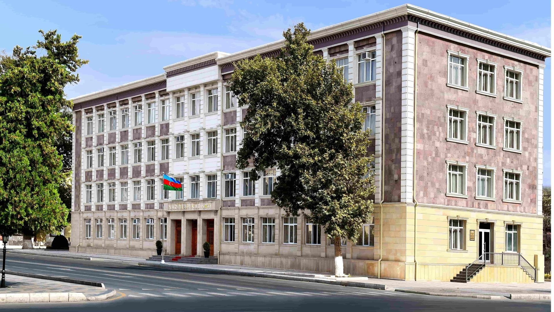 Naxçıvanın Nazirlər Kabinetinə yeni səlahiyyət verildi