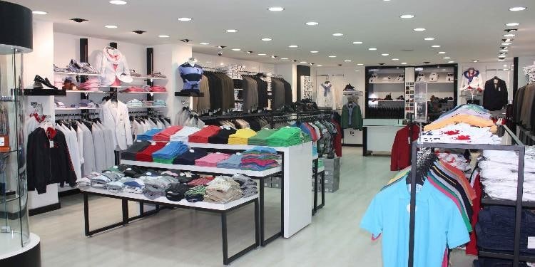 Qərbdə maraq göstərirlər, Azərbaycanda yuxarıdan aşağı baxırlar