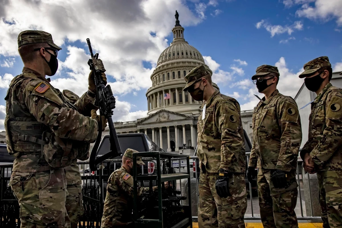 Trump vows to evict homeless from Washington, official says National Guard may be deployed
