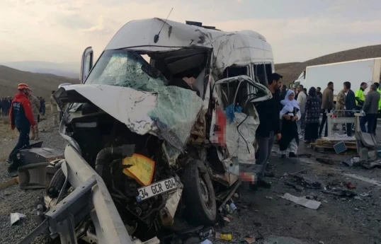 6 killed in traffic accident in Türkiye