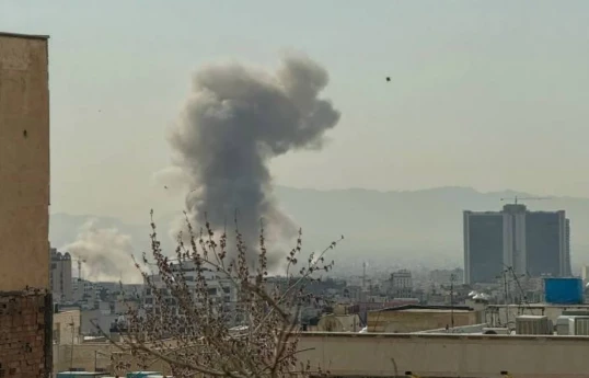 IDF: Tehranın mərkəzində uzaqmənzilli raketlər istehsal edən iki zavoda zərbə endirilib