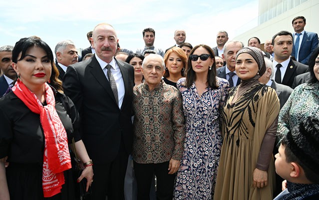 Prezidentlə xanımı Ağdam Muğam Mərkəzinin açılışında -