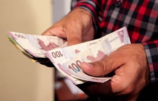 "Qaçqınkom" vahid aylıq müavinətin kimlərə şamil olunmamasını açıqlayıb