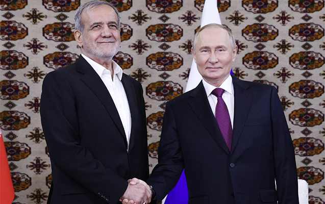 Putinlə Pezeşkian görüşdü -