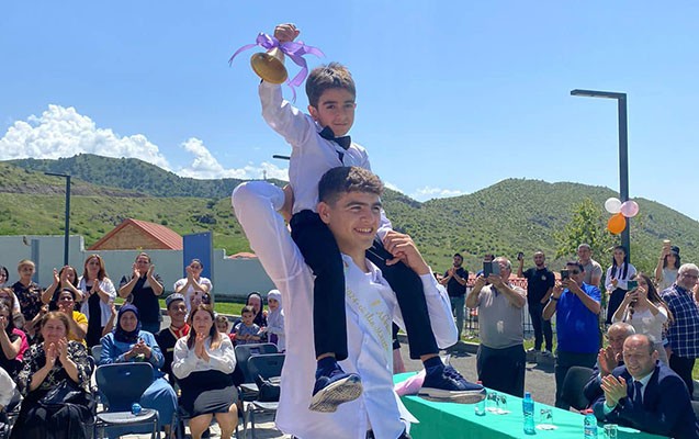 Zabuxda 32 il sonra çalınan “Son zəng” -