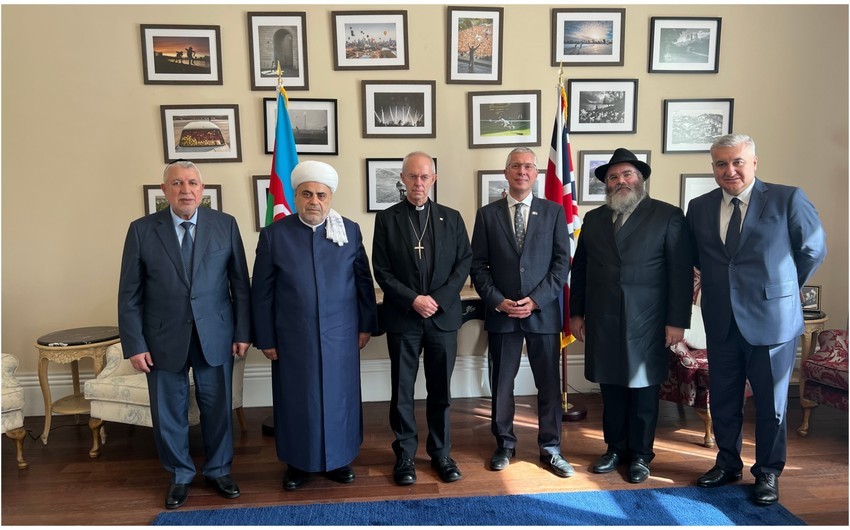 Allahşükür Paşazadə Kenterberi Arxiyepiskopu Castin Velbi ilə görüşüb