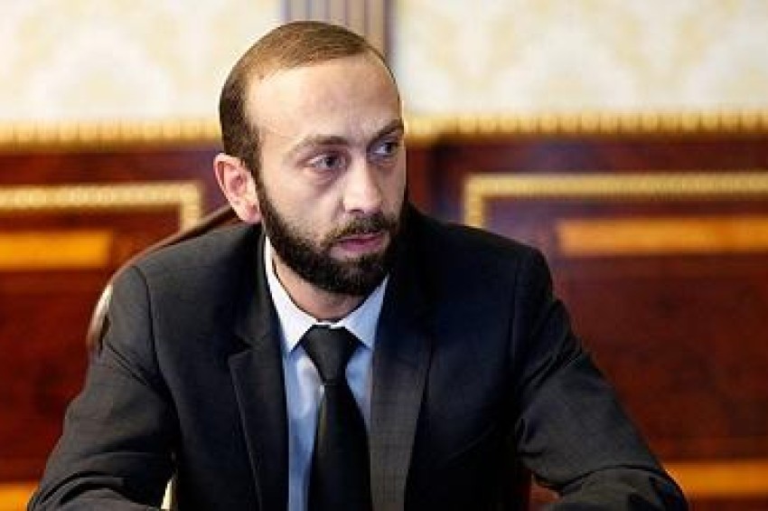 Мирзоян: Переговоры о статусе Карабаха...<span class="qirmizi"></span>