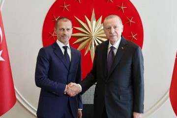 Эрдоган переговорил с президентом ФИФА