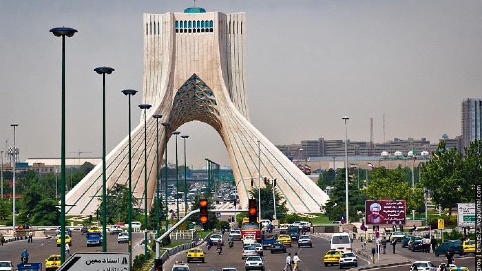 Tehran. Башня Азади Иран. Техран Иран. Иран город Тегеран. Тегеран столица Ирана фото.