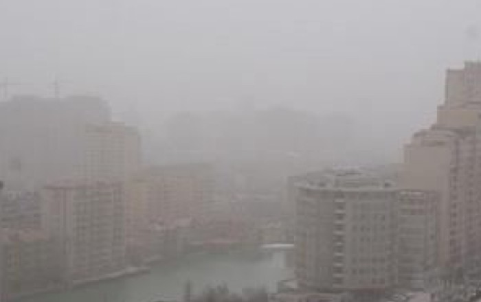 В Баку пыли в воздухе больше нормы