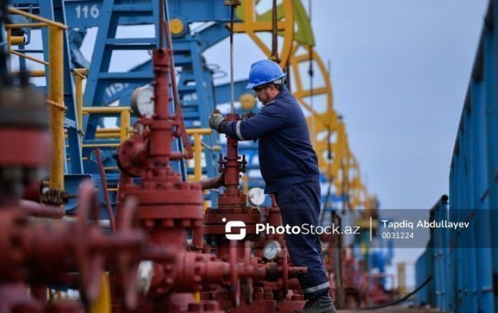 Азербайджанская нефть подорожала на 12 долларов