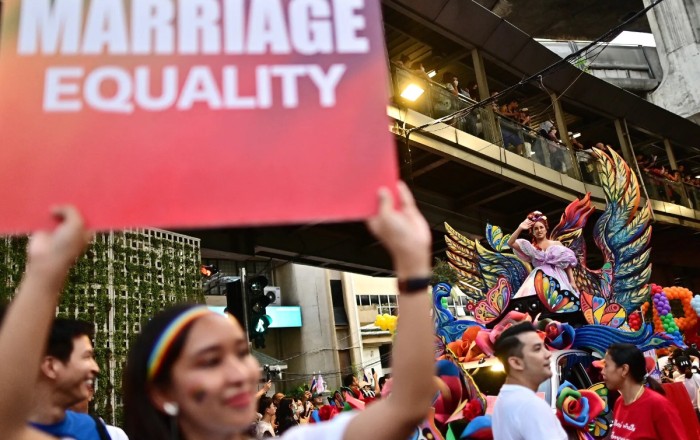 Tailand eynicinsli nikahları leqallaşdıran qanun qəbul edib
