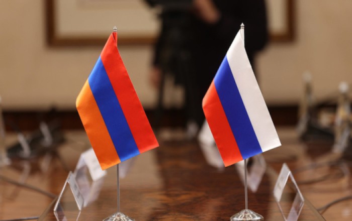 Россия вооружает Армению