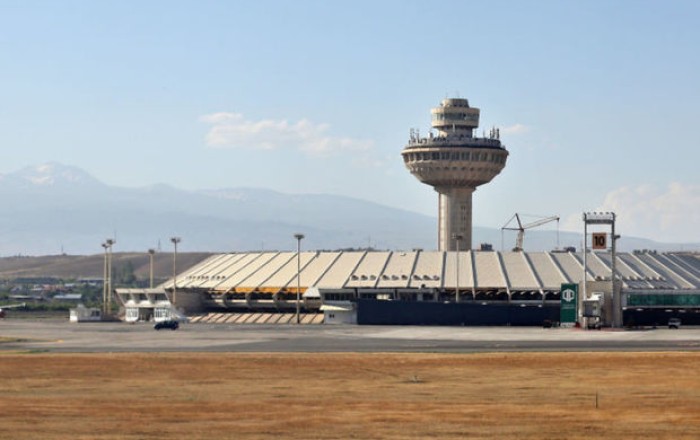 Армения объявила о наборе пограничников для работы в аэропорту "Звартноц"