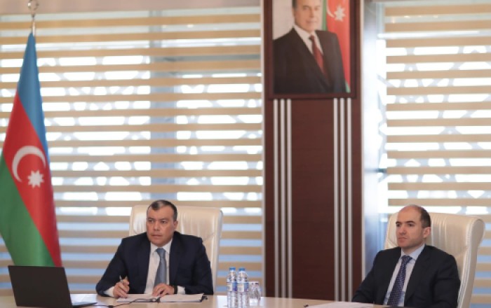 Министр Бабаев выслушал жителей Нефтчалы и Сальяна