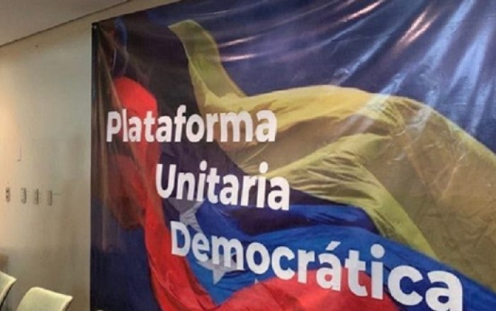 Оппозиция Венесуэлы наконец смогла зарегистрировать своего кандидата в президенты
