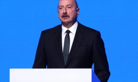 Ильхам Алиев выступает на заседании Консультативного совета Южного газового коридора в Баку