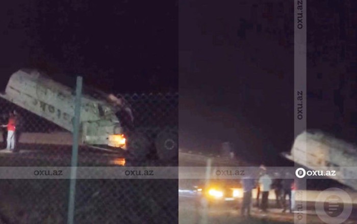 На дороге Баку - Губа грузовик врезался в мост - ВИДЕО