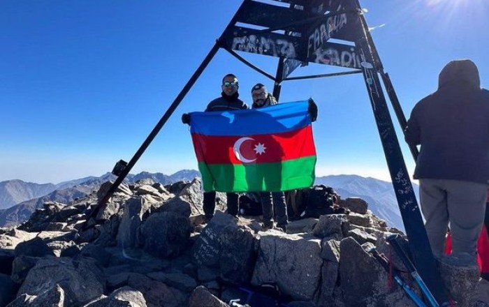 Азербайджанец покорил самую высокую вершину Марокко -