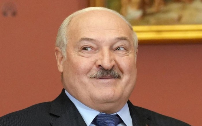 Лукашенко заявил, что Россия разместила в Беларуси несколько десятков ядерных боеприпасов