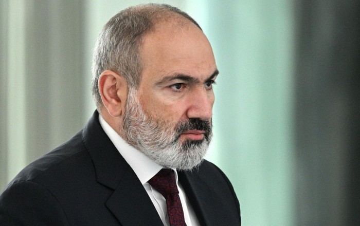 Пашинян: Близость Азербайджана должна воодушевлять армян