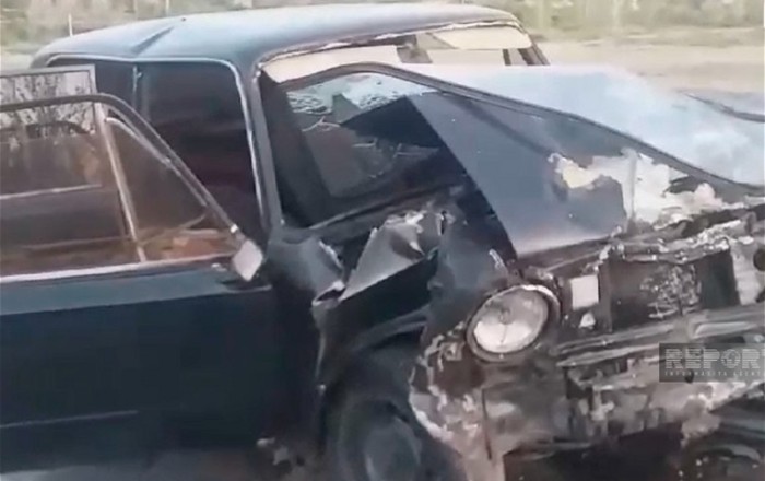 На автомагистрали Нахчыван-Шахбуз столкнулись два автомобиля, есть пострадавший