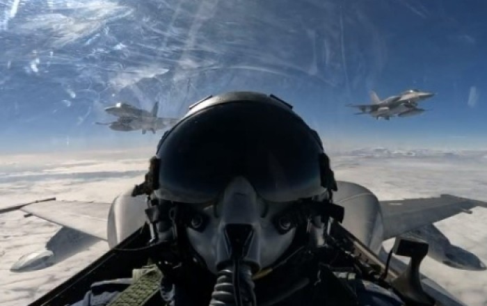 Украине обещают F-16 и обученных пилотов
