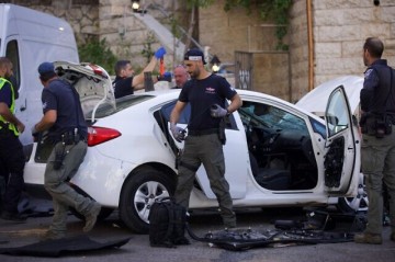 İsrailin milli təhlükəsizlik nazirinin olduğu avtomobil qəzaya uğradı -