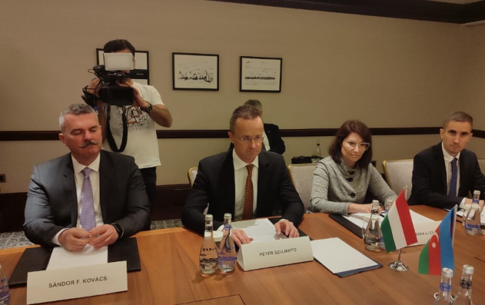 Сийярто: Венгрия планирует закупать больше газа у Азербайджана