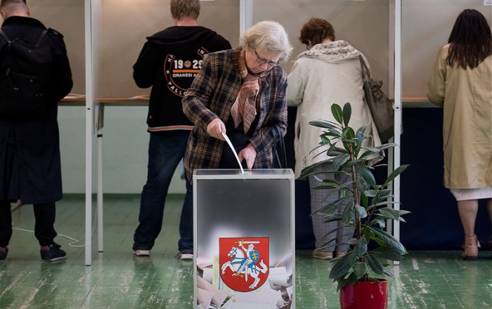 В Литве стартовало голосование на президентских выборах