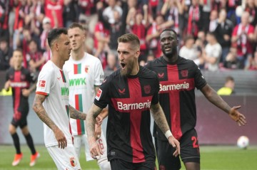 Bayer Leverkusen become first team to go through entire Bundesliga season undefeated