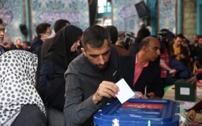 İranın Konstitusiya Keşikçiləri Şurası prezident seçkilərinin tarixini təsdiqləyib