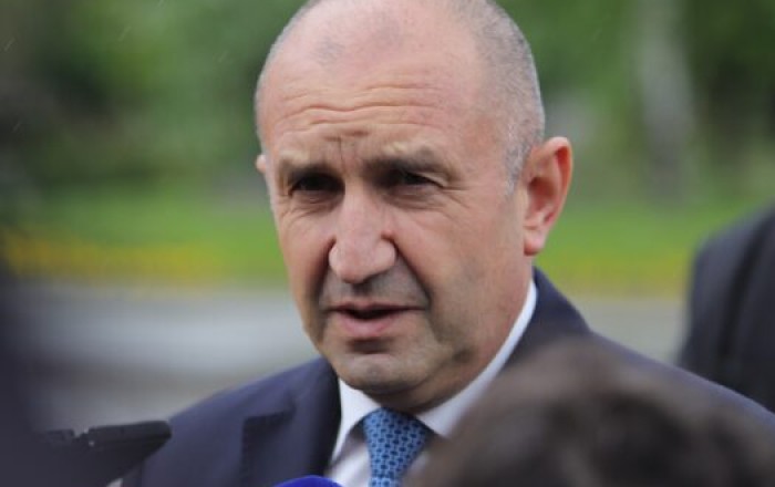 Президент Болгарии не верит в поражение России