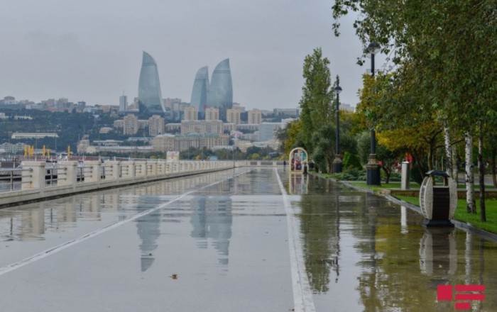 Завтра в Баку ожидается грозовой дождь