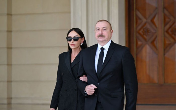 Ильхам Алиев и Мехрибан Алиева приняли участие в открытии после реставрации мечети Мамайы