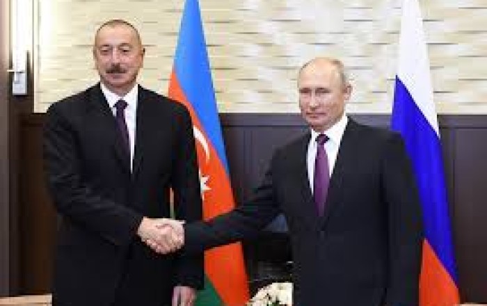 Путин поздравил азербайджанский народ с Днем Независимости