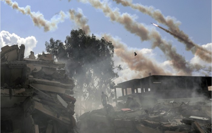 Израиль атаковал свыше 50 объектов в районе Рафаха