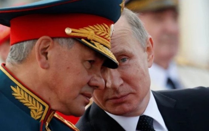 «Путин велел ФСБ зачистить Минобороны, чтобы…»
