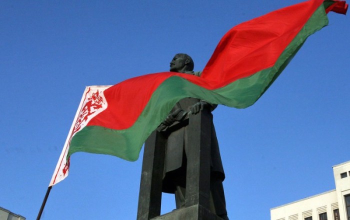 Глава МИД Белоруссии заявил, что Запад с помощью санкций пытается вызвать в стране кризис