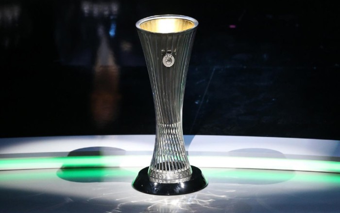 "Olimpiakos" UEFA Konfrans Liqasının qalibi olub -