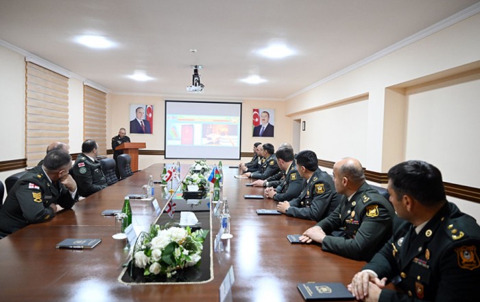 Azerbaijan, Georgia discuss military cooperation