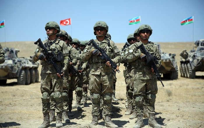 Azərbaycan Ordusu Türkiyə və Gürcüstanla birgə