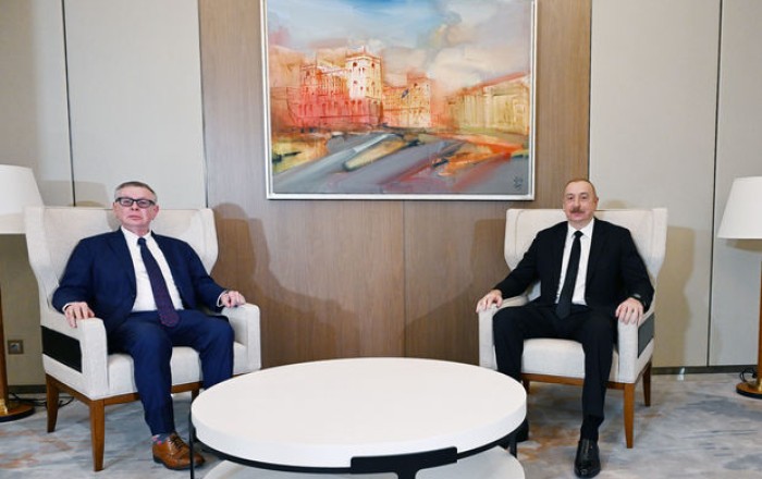 Президент Ильхам Алиев принял помощника генерального секретаря ООН