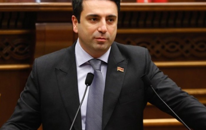 Симонян: Оппозиция хочет втянуть Армению в войну