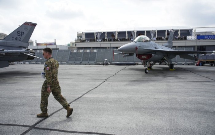 Бельгия поставит Украине первые истребители F-16 уже в этом году