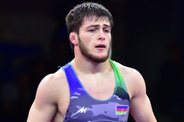 Three Azerbaijani freestyle wrestlers into European Championships final in Baku