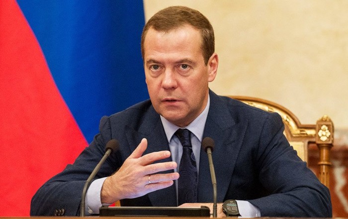 Fitsoya qarşı sui-qəsd təsadüfi deyil - Medvedev